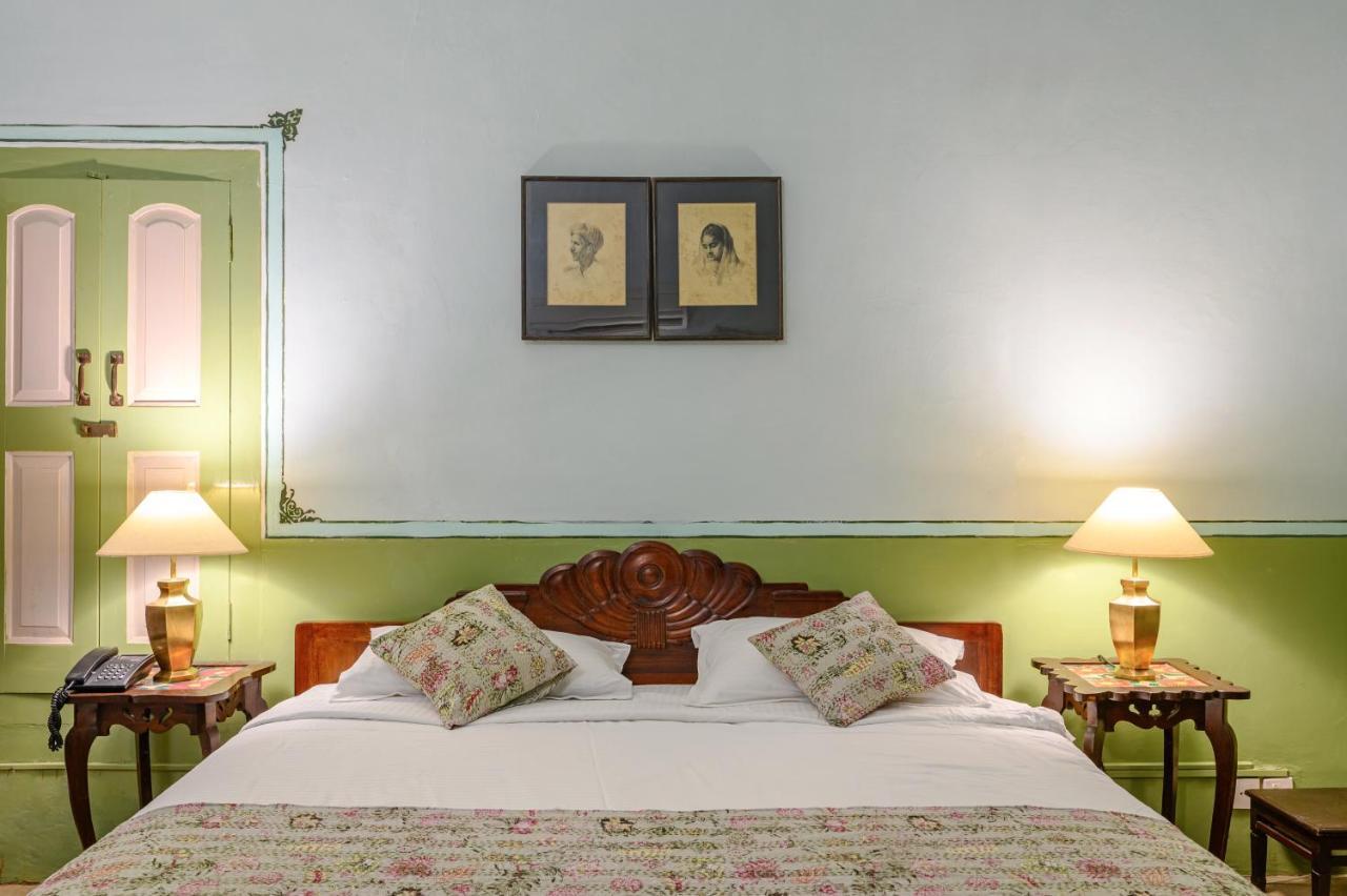 นีมรานา ปิรามาล ฮาเวลี Hotel Bagar ภายนอก รูปภาพ